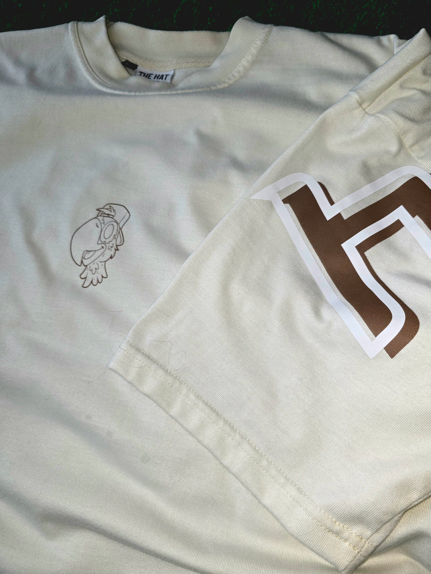 BIG FONT HAT DEPT. OVERSIZED T-SHIRT🟤⚪️