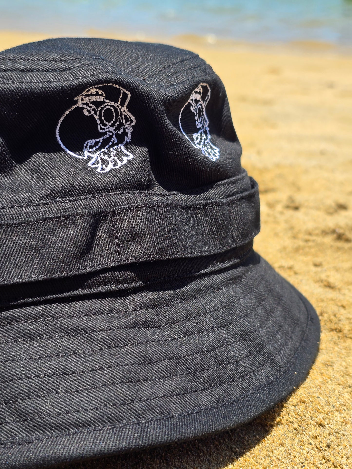 HAT DEPT. LOGO BUCKET HAT👒🦜🇵🇷