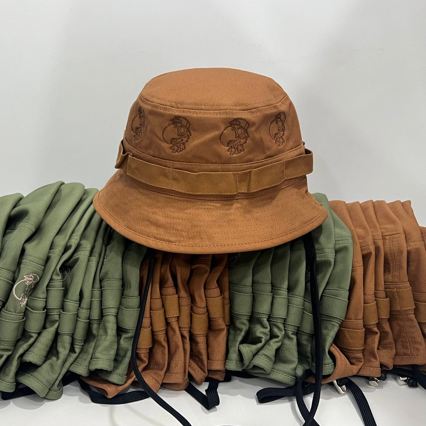 HAT DEPT. LOGO BUCKET HAT👒🦜🇵🇷