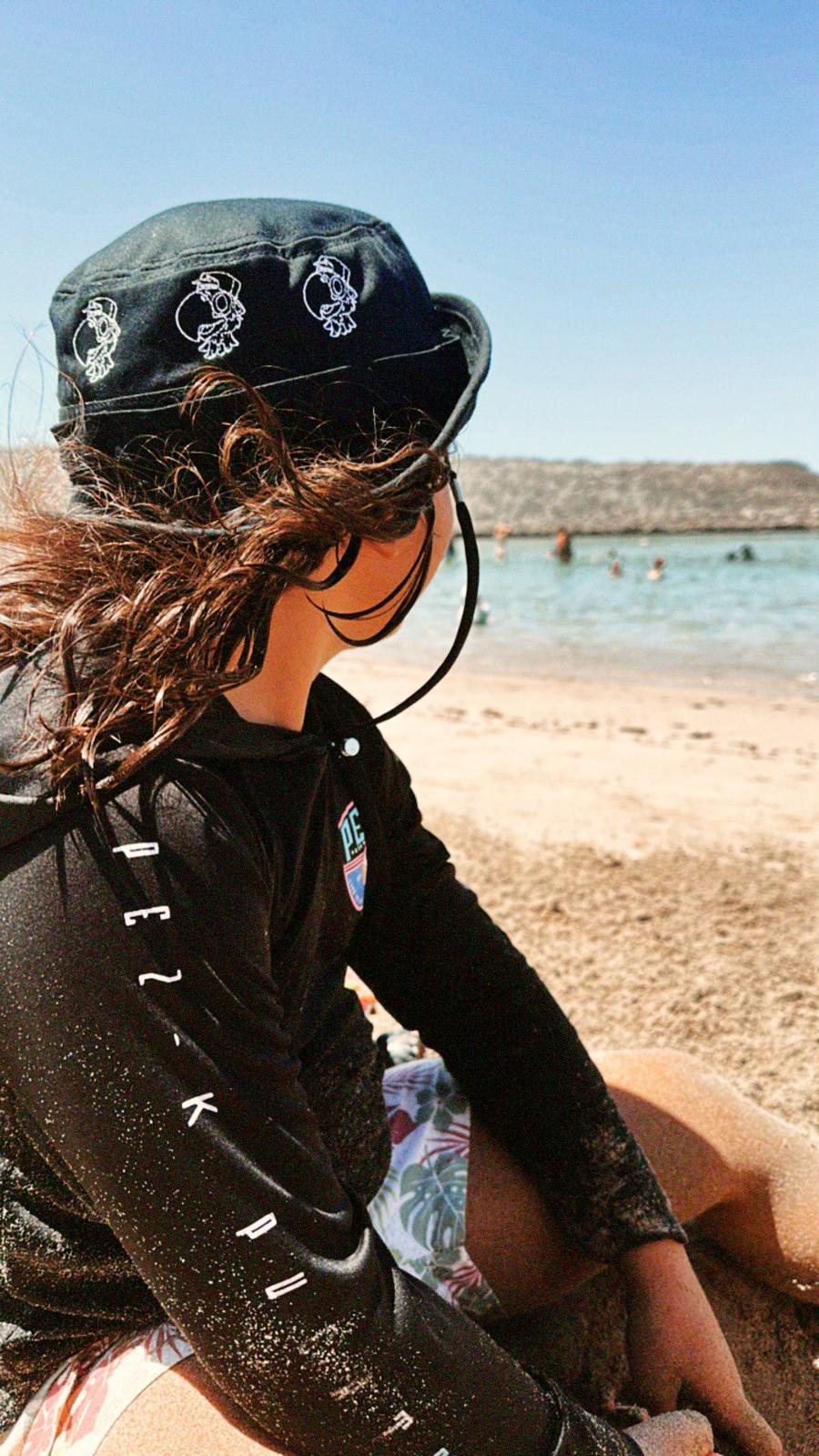 HAT DEPT. LOGO BUCKET HAT👒🦜🇵🇷