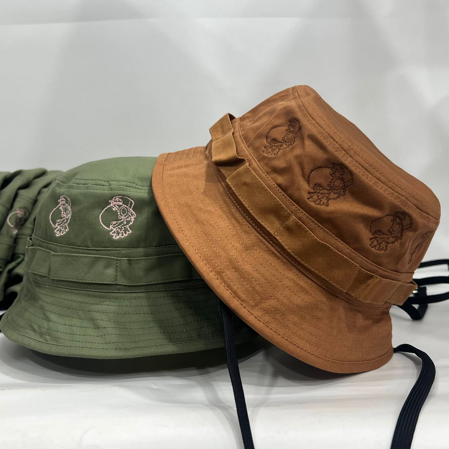 HAT DEPT. LOGO BUCKET HAT👒🦜🇵🇷