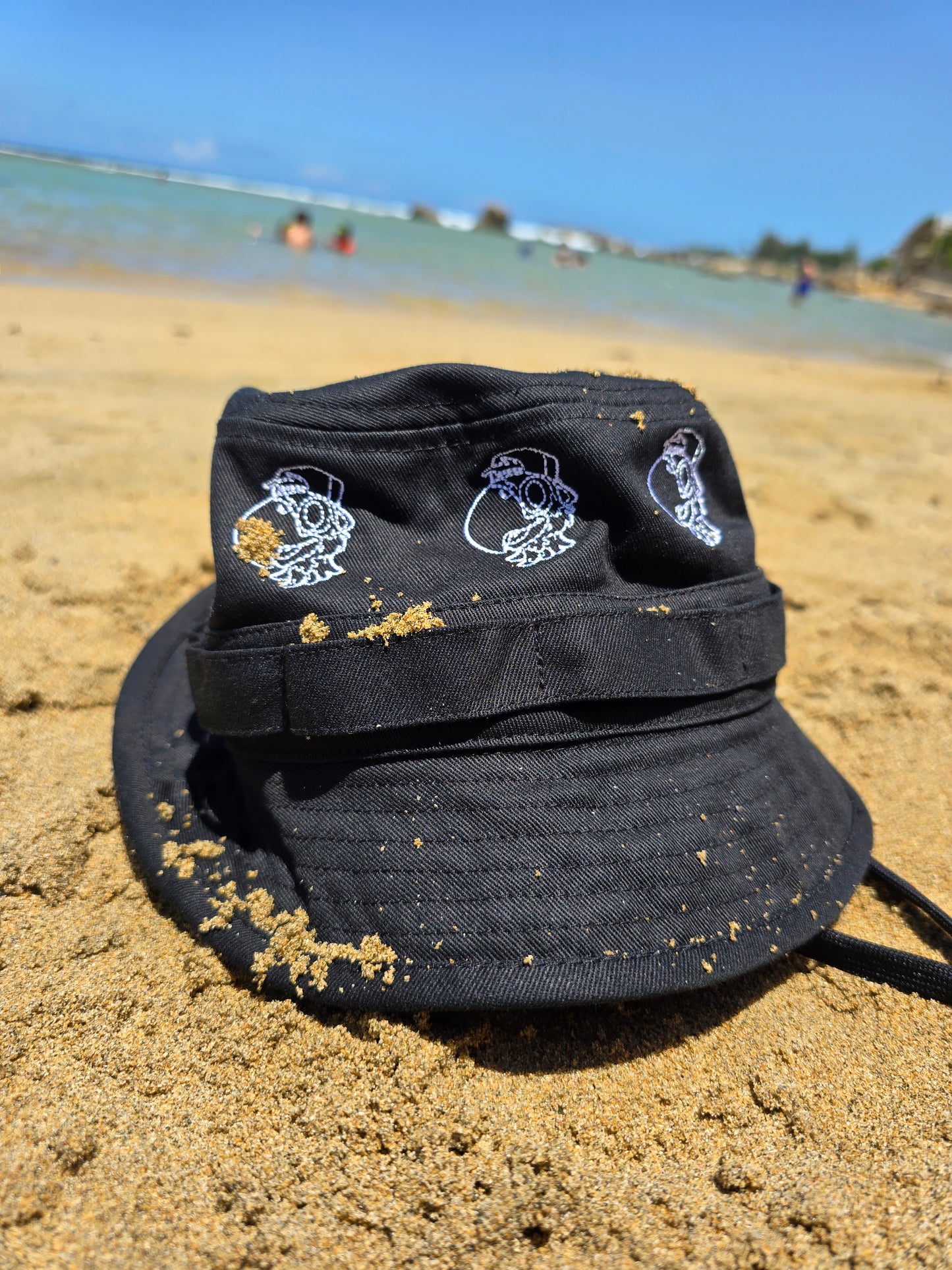 HAT DEPT. LOGO BUCKET HAT👒🦜🇵🇷